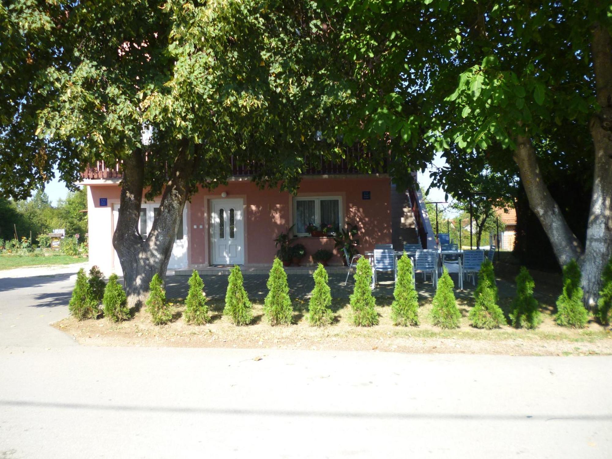 House Vukovic Hotel Грабовац Екстериор снимка