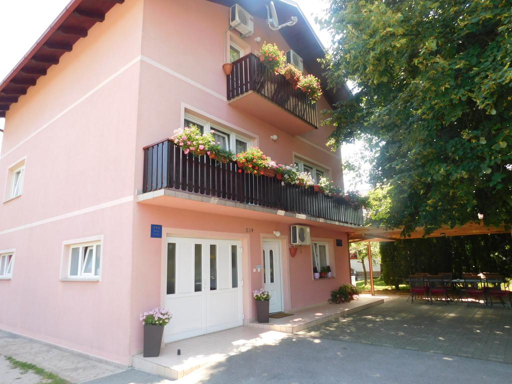 House Vukovic Hotel Грабовац Екстериор снимка
